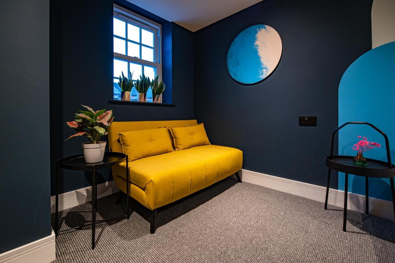The Nest - Luxury 16 Person Apt W Jacuzzi & Parking ブラックプール エクステリア 写真
