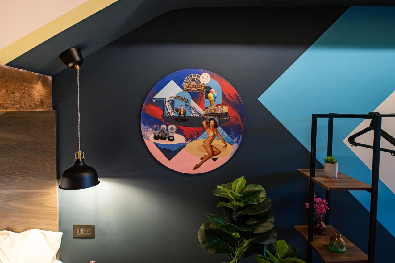 The Nest - Luxury 16 Person Apt W Jacuzzi & Parking ブラックプール エクステリア 写真