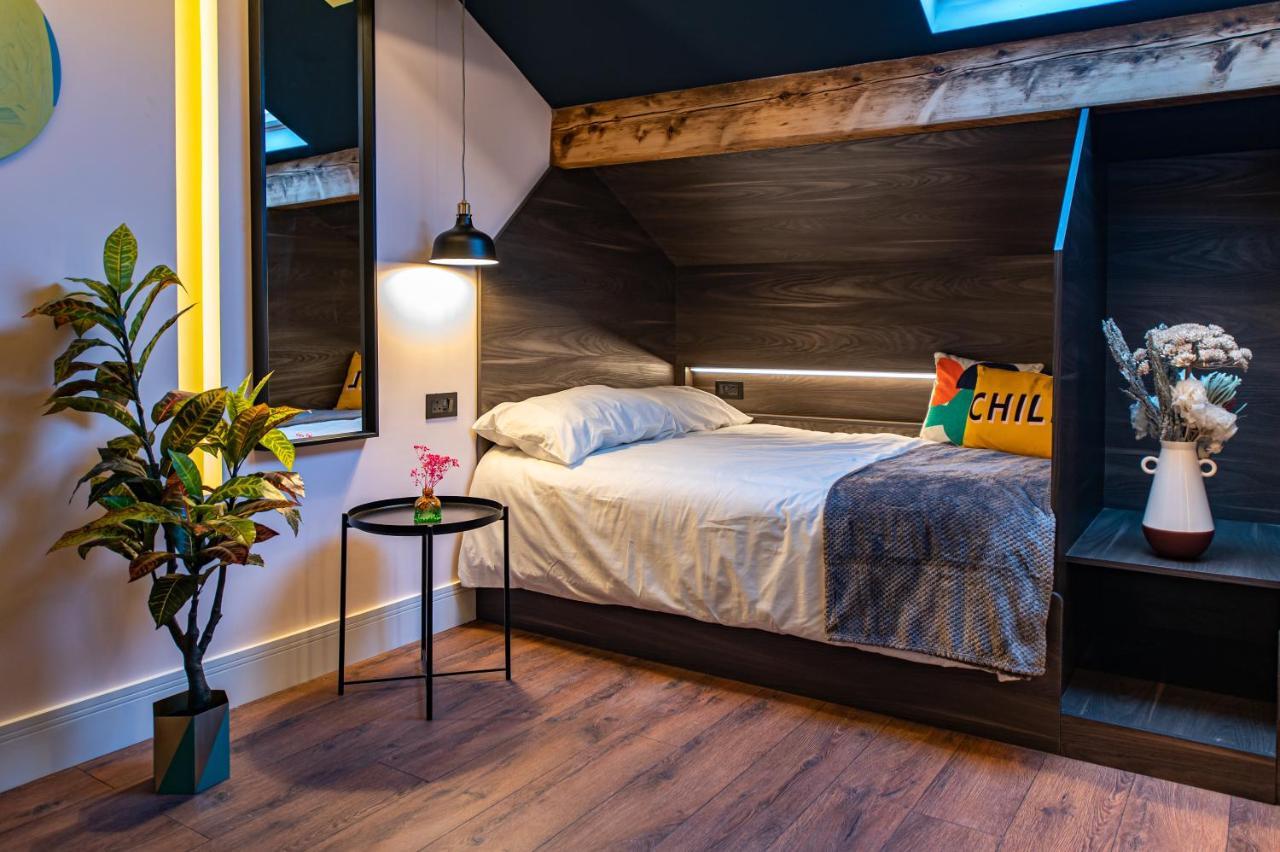 The Nest - Luxury 16 Person Apt W Jacuzzi & Parking ブラックプール エクステリア 写真
