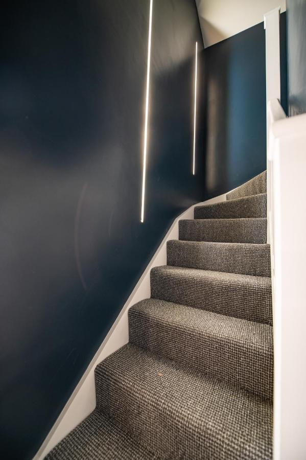 The Nest - Luxury 16 Person Apt W Jacuzzi & Parking ブラックプール エクステリア 写真